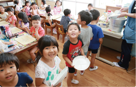 給食