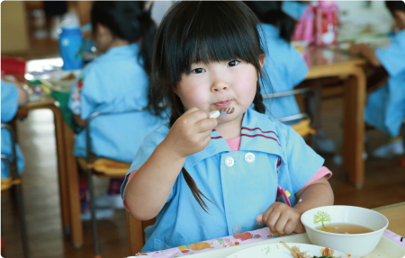 給食